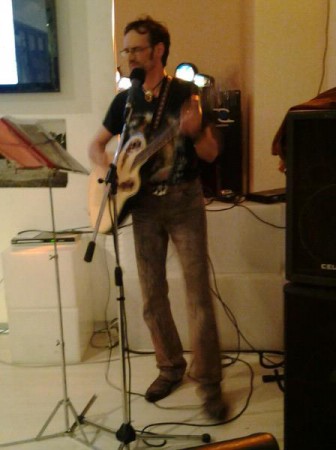 live al punto g  17/12/2011